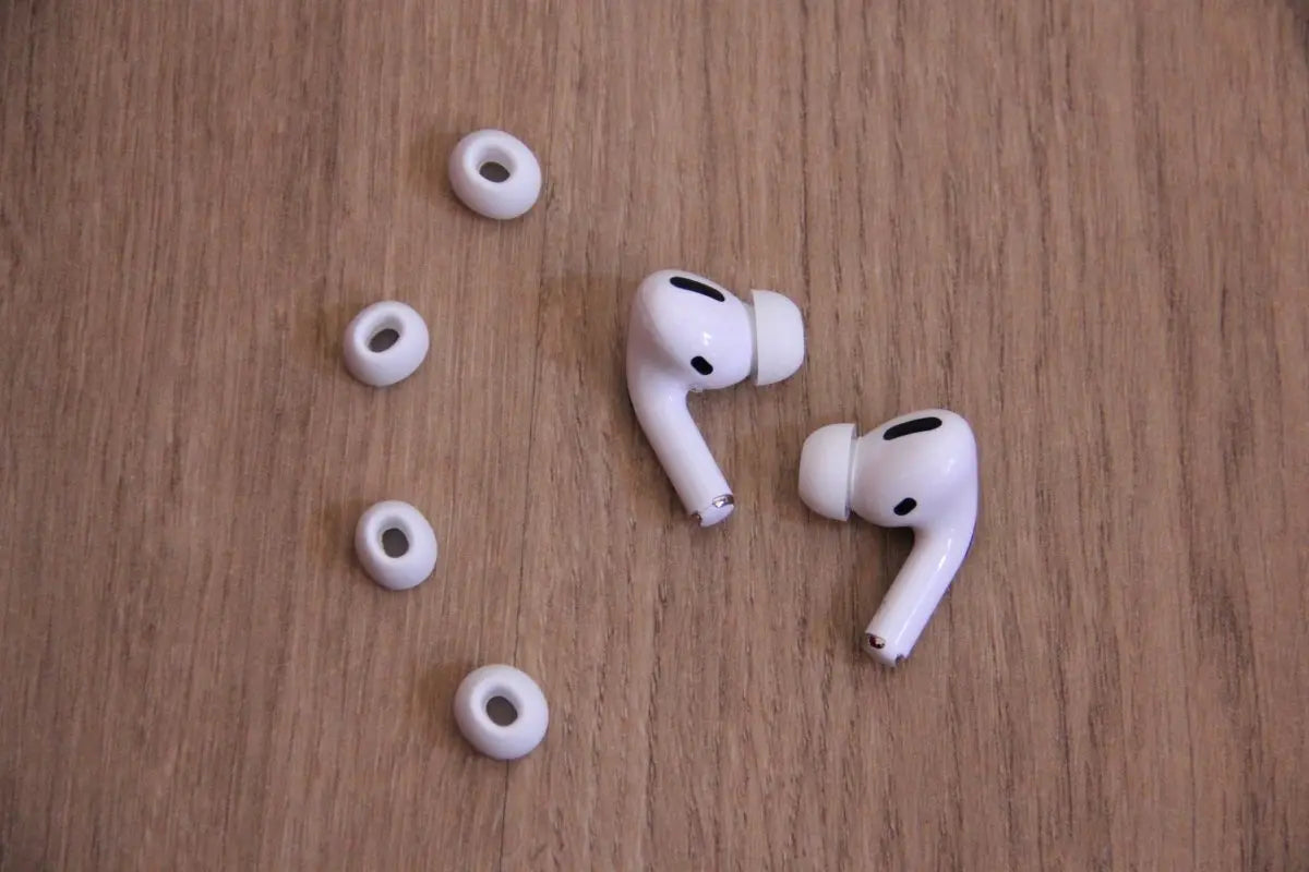 WHITE PODS PRO™ - The Box Spain